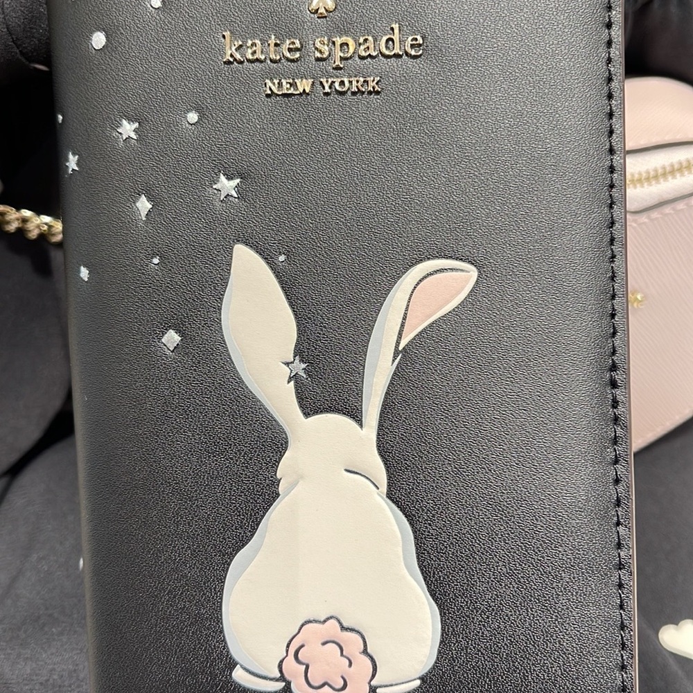 Kate Spade Bunbun Bunny Passport Holder 
COLOR: Black Multi 
NWT - Picture 2 of 16